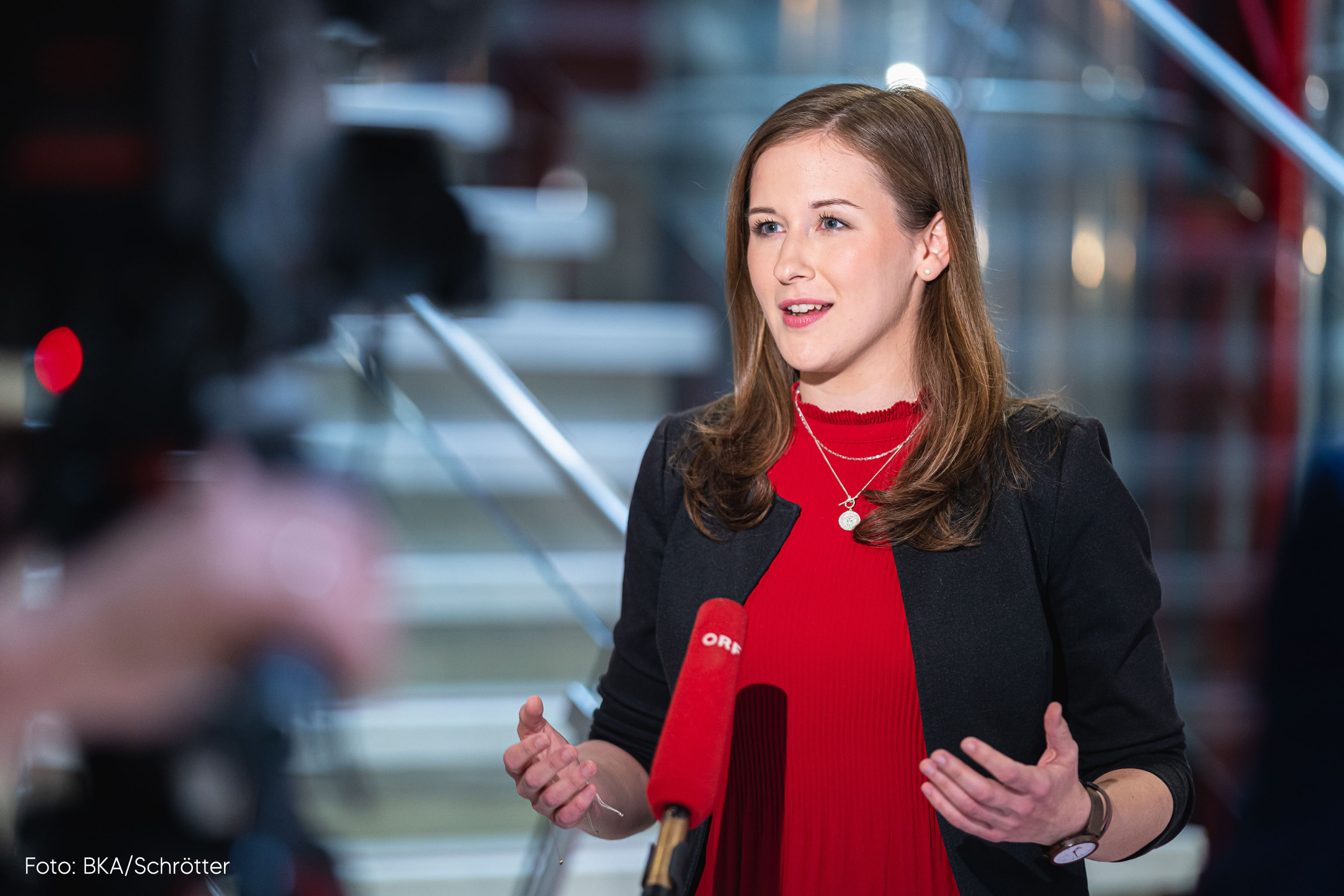 Staatssekretärin Claudia Plakolm